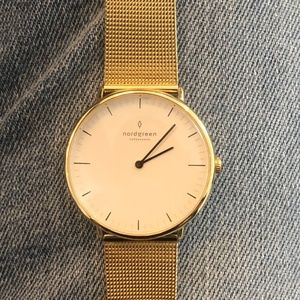 Nordgreen gold mesh watch with extra strap